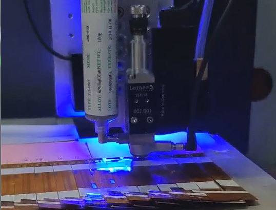 錫膏噴射閥 錫膏自動(dòng)點(diǎn)膠機(jī) 錫膏噴射閥 錫膏自動(dòng)點(diǎn)膠機(jī)