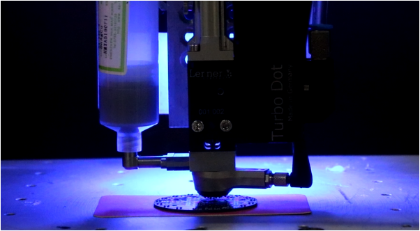 視覺(jué)噴射點(diǎn)膠機(jī) 視覺(jué)噴射點(diǎn)膠機(jī)